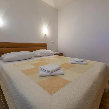Apartman Dino