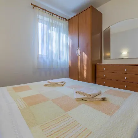 Dino Apartman Crikvenica