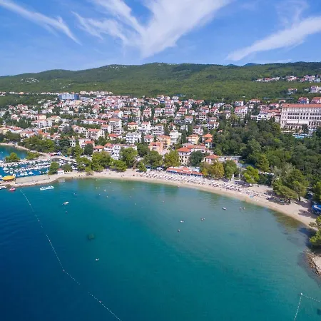 Dino * Crikvenica